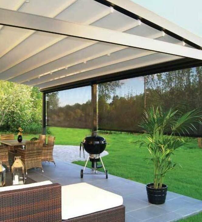 Пергола для летней веранды или террасы кафе и ресторана в Москве недорого! Алюминиевая пергола (пергольная маркиза) со сдвижной крышей с монтажом под ключ! Пергола (перголы) купить для летнего кафе, веранд, террас ресторанов и кафе в Москве. Солнцезащитные системы. Производство и монтаж маркиз-пергол, пергольных конструкций с моторизированной крышей